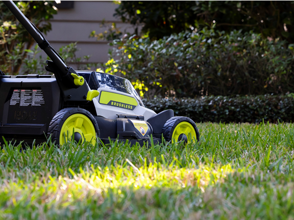 SELF-PROPELLED LAWN MOWER - RYOBI 