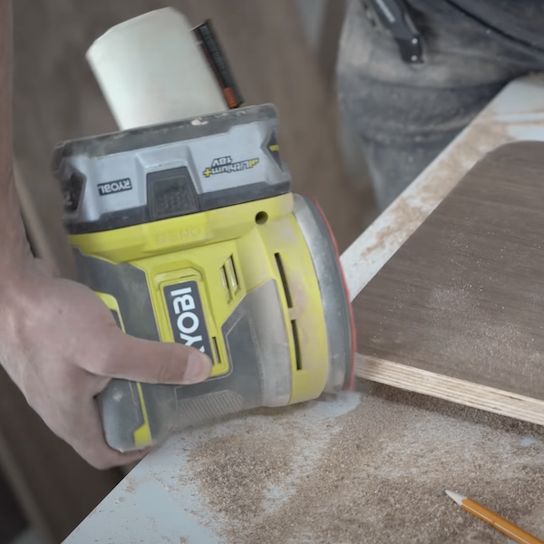 Sanding wood